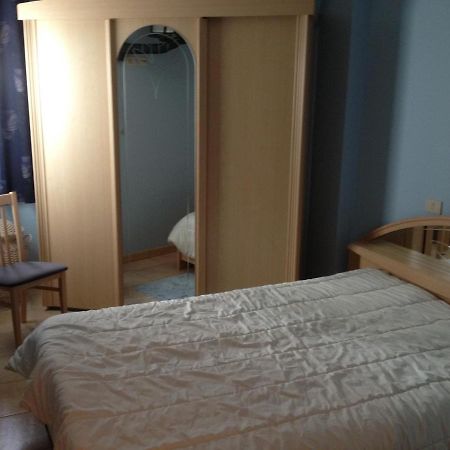 Centraal Gelegen App Met Lateraal Zeezicht Oostende Exteriör bild